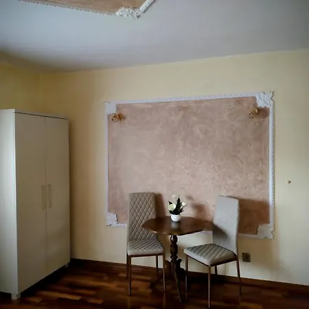 Hostal Szczecinska *