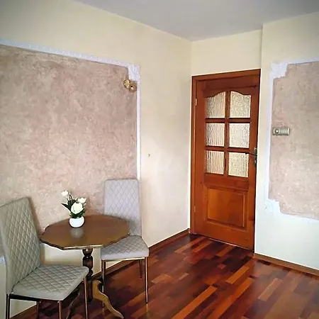 Szczecinska Hostel *